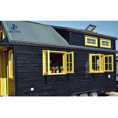 Hôtel Prefab Tiny Homes avec une maison de conteneurs et une chambre de design moderne