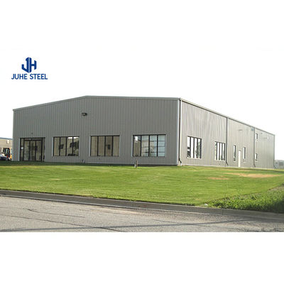 Salle d'atelier de construction industrielle préfabriquée en acier avec fenêtre en alliage d'aluminium