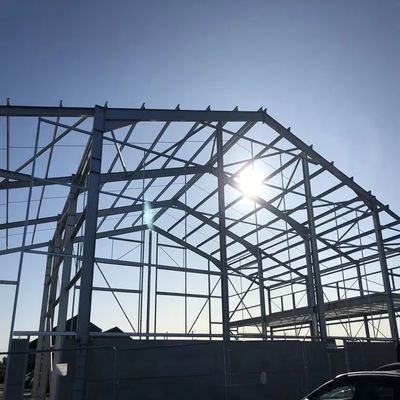 Structure en acier d'entrepôt préfabriqué avec cadre en acier léger et performances imperméables