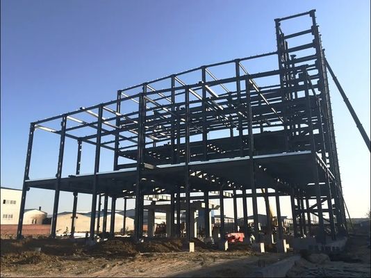 Roofing en acier ondulé entrepôt de panneaux sandwich préfabriqué pour la catégorie Q235B et Q355B