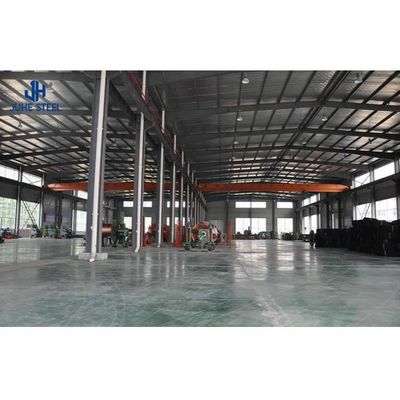 Faisceau d'acier solide en forme de H Construire rapidement un cadre industriel métallique préfabriqué pour un hangar