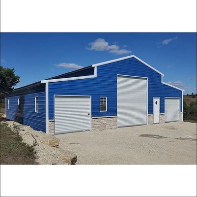 Répondre aux exigences du client Atelier préfabriqué Auto-entreposage Bâtiment en métal avec fenêtre en PVC