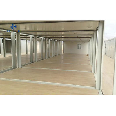 Construction d'un hangar métallique pour un atelier préfabriqué
