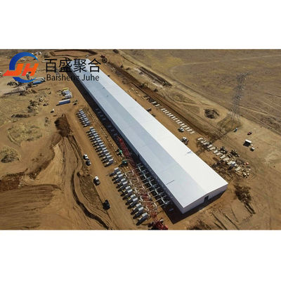 Atelier de décoiling et de fabrication de structures en acier