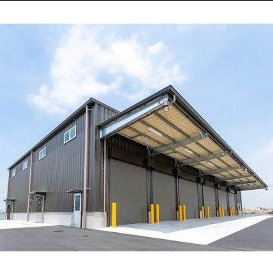 Structure préfabriquée en acier entrepôt Matériau de construction pour le commerce et l'agriculture