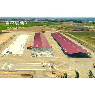 ± 1% Tolérance Construction rapide Structure en acier Coop de poulet maison pour la ferme avicole préfabriquée