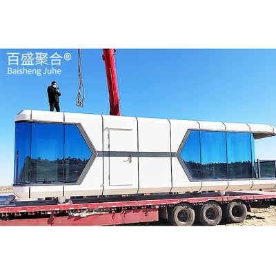 Container pour une capsule spatiale moderne