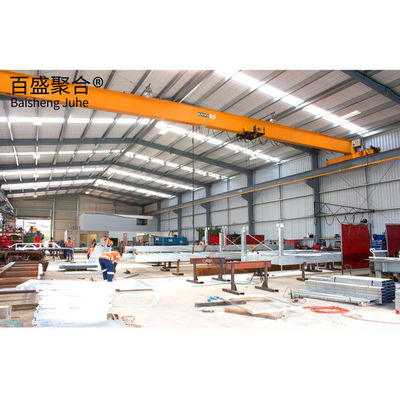 Construction de bâtiments en acier à charpente peinte à plusieurs étages