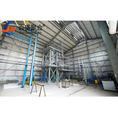 Construction d'un gymnase de grande hauteur à l'aide d'une structure en acier préfabriquée
