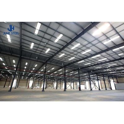 Acier léger Q355 Q235 Cadre principal courte période de construction entrepôt préfabriqué