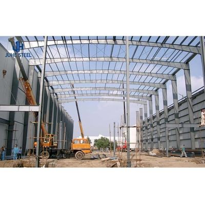 Acier léger Q355 Q235 Cadre Structure préfabriquée en acier Hangar pour entrepôt Maison d'atelier