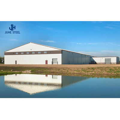 Q235/Q345B Bâtiments agricoles en métal avec logements Arènes de course préfabriquées
