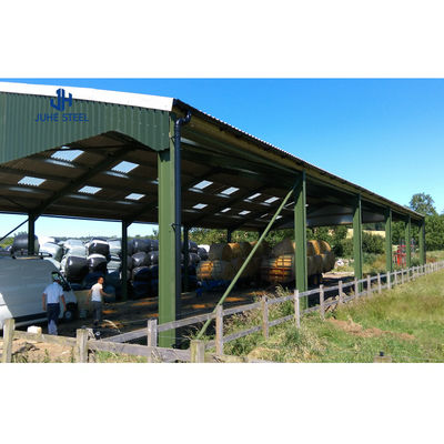 Service de soudage sur mesure Structure en acier préfabriquée abri pour bétail en acier