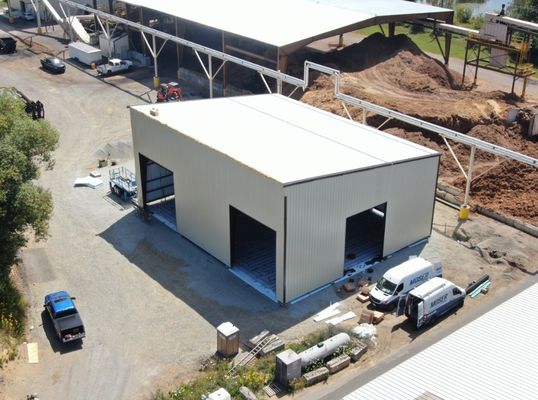 Construction de bâtiments préfabriqués Prix d'acier entrepôt mobile Matériaux de construction Tolérance ± 1%