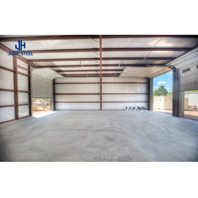 Ateliers de charpente en acier léger Garage préfabriqué avec service de traitement de décoiling