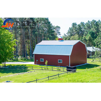 Conception de garage en acier pour un parking en jardin